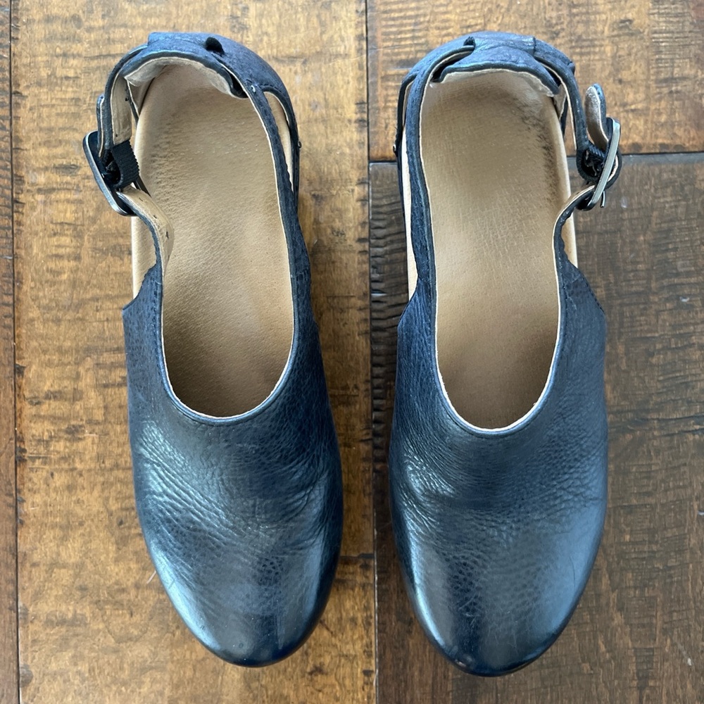 Dansko Sassy black nubuck leather clogs with studded details EU 38 US 8 - Picture 3 of 6